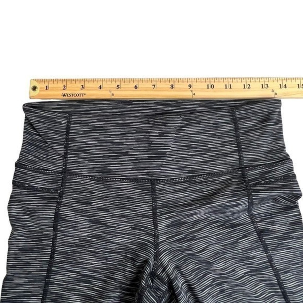 Athleta Womens Gray Space Dye Energy Power Up Capri Pants Size Medium - Picture 5 of 9